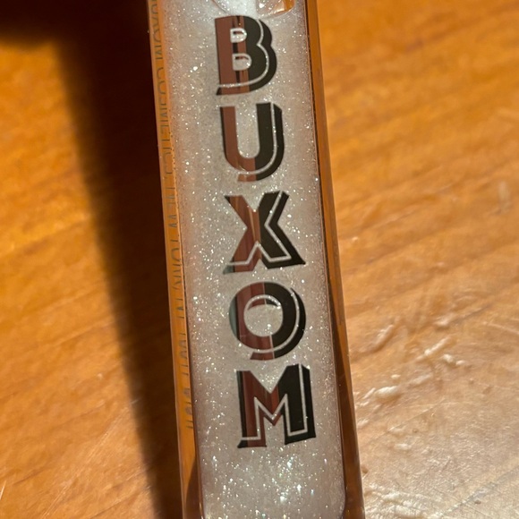 Buxom Full-On Plumping Lip Polish - Picture 6 of 16
